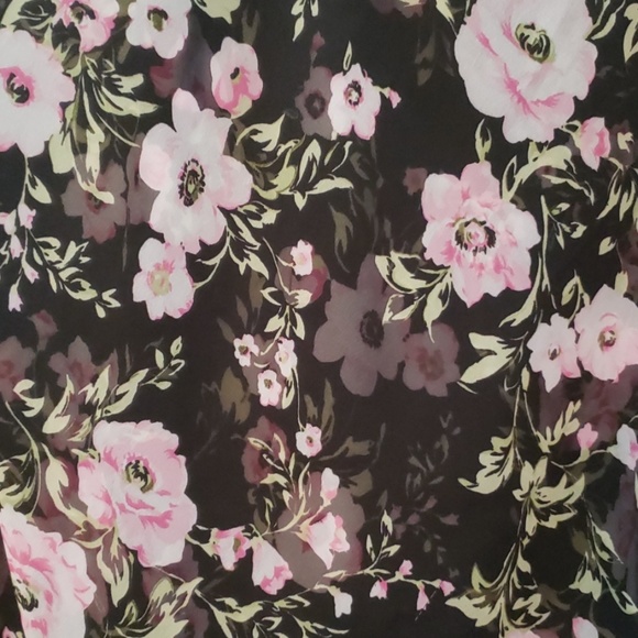 Two piece - Picture 4 of 4